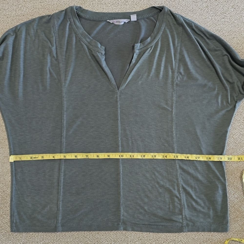 Athleta Sage Green Dolman 3/4 Sleeve Top - Size XS - Picture 6 of 11